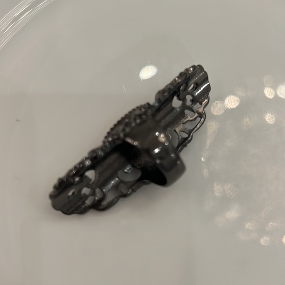 Vintage Victorian style ring - Picture 4 of 14